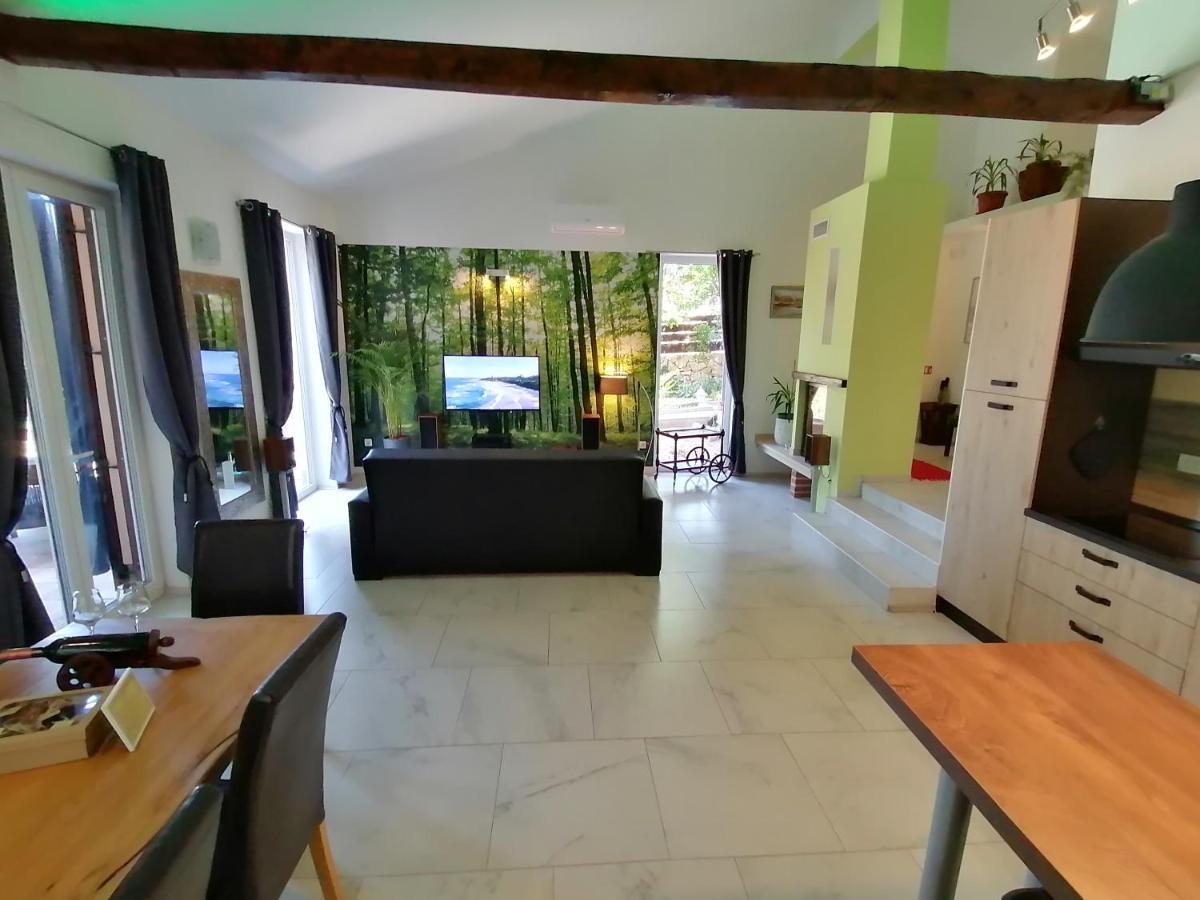 The Forest House Krk 2 Kras Екстер'єр фото